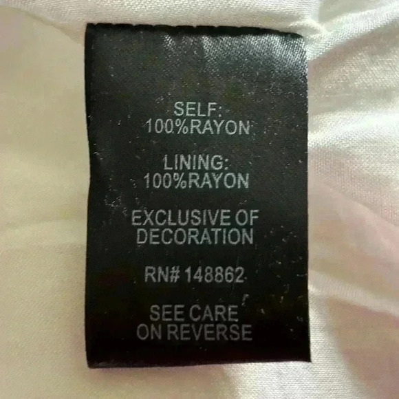 Torrid eyelet lace cover up sz 6 - Picture 7 of 7